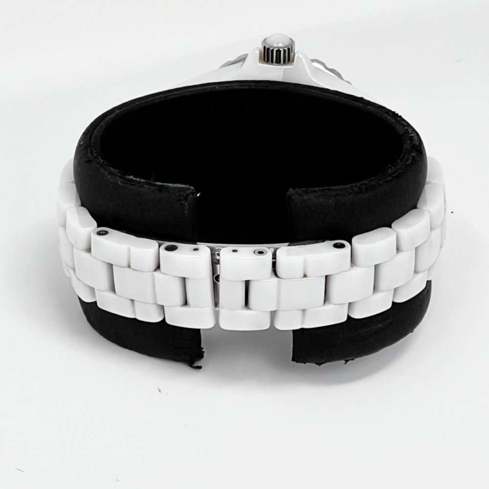 Chanel J12 White Ceramic Diamond Bezel Watch Swiss Made H0968 H0967 - Picture 3 of 7